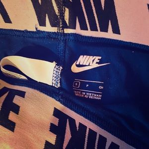 Blue nike leggings